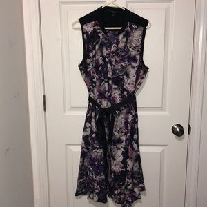 Simply Vera Wang Flowy Button Down Dress